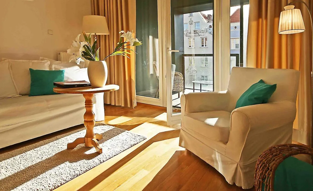 Irs Royal Apartments Apartamenty Irs Kwartal Kamienic غدانسك