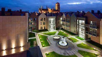 Irs Royal Apartments Apartamenty Irs Kwartal Kamienic غدانسك 0*,  بولندا